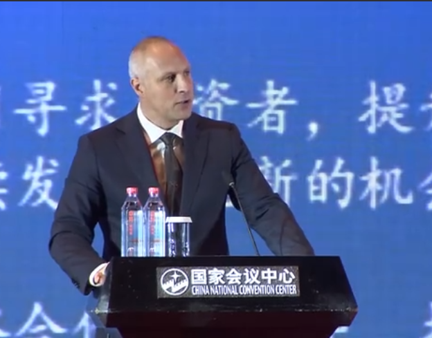 卡斯帕斯•奥佐林斯--第十届中国对外投资洽谈会开幕